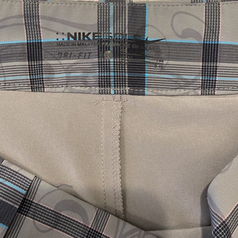 Nike Golf Skort - Picture 4 of 7